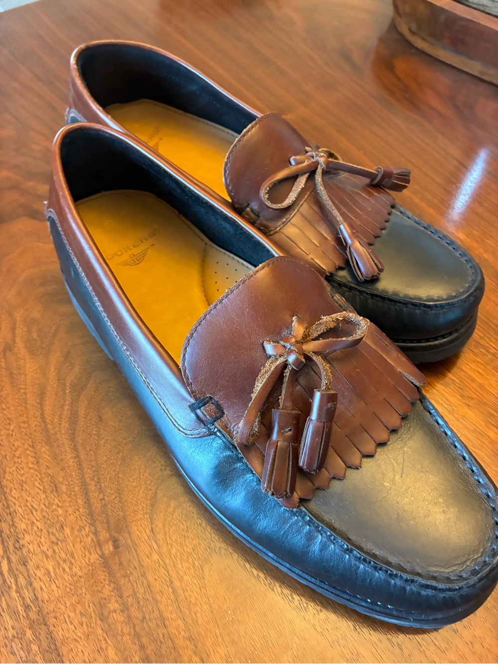 Dockers Two-Tone Brown and Black Tassel Kiltie Loafers